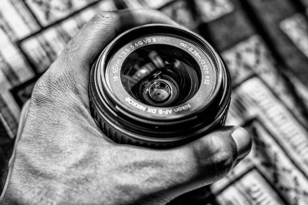 Fotografer di Bangkok: 7 Lensa yang dapat disewa berharga 200-500 baht per hari.