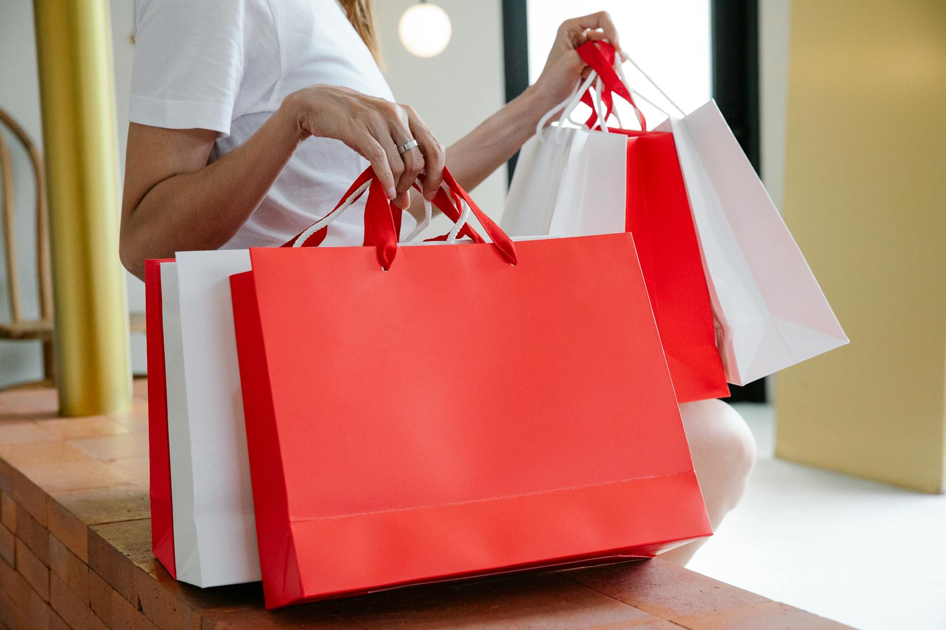 10 ไอเท็มที่เสียเงินซื้อแทนเช่า